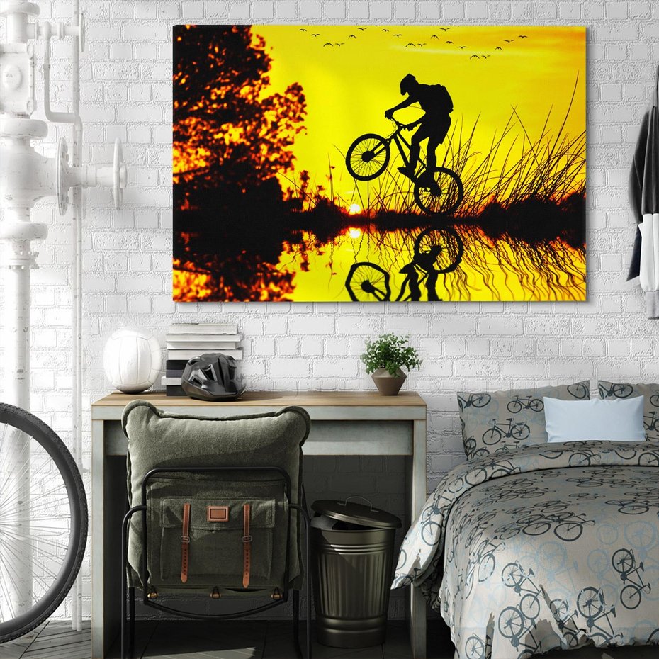 Obraz na płótnie 70x50 - Rower przy zachodzie słońca - rower, zachód