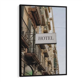 Obraz w ramie 50x70 - Magiczne Spacery - hotel, uliczka - rama czarna