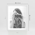 Plakat w ramie 40x50 - Zrób mi Zdjęcie - fotografia, kobieta z aparatem - rama biała