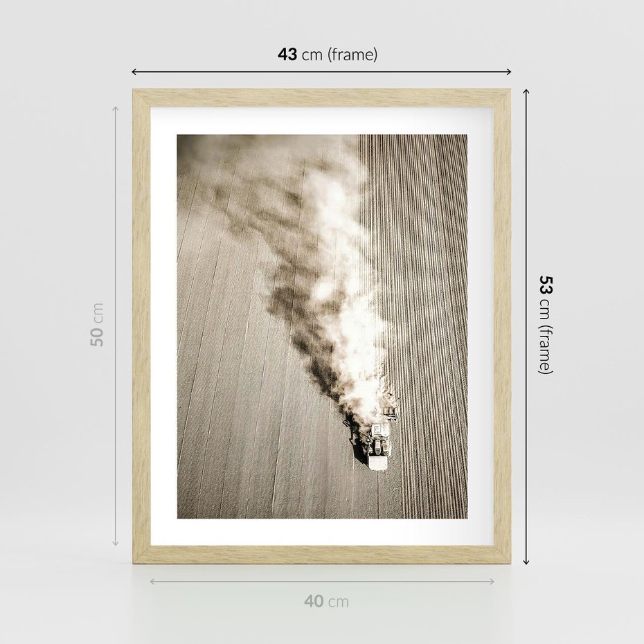 Plakat w ramie 40x50 - Żniwa na Wsi - pole, traktor na polu - rama drewno