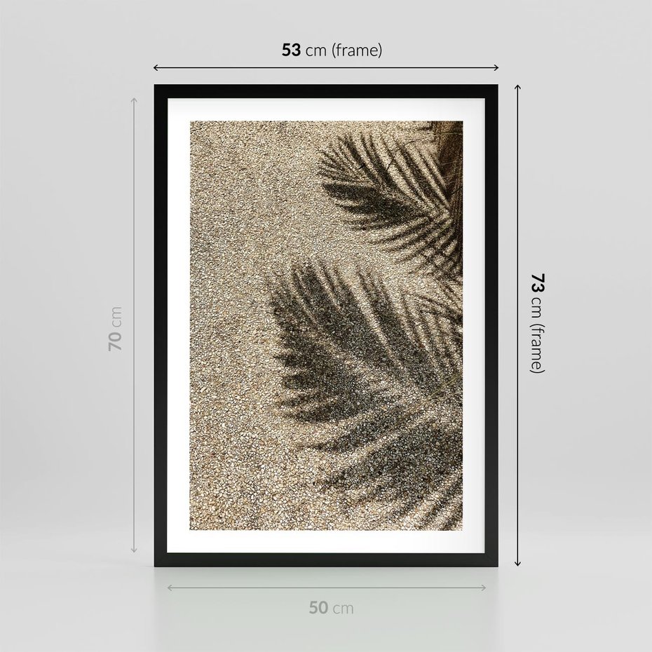 Plakat w ramie 50x70 - Plażowa Idylla - palma, cień na piasku - rama czarna