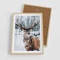 Plakat w ramie 50x70 - Jeleń na Zdjęciu pod Śniegiem - jeleń, zima - rama drewno