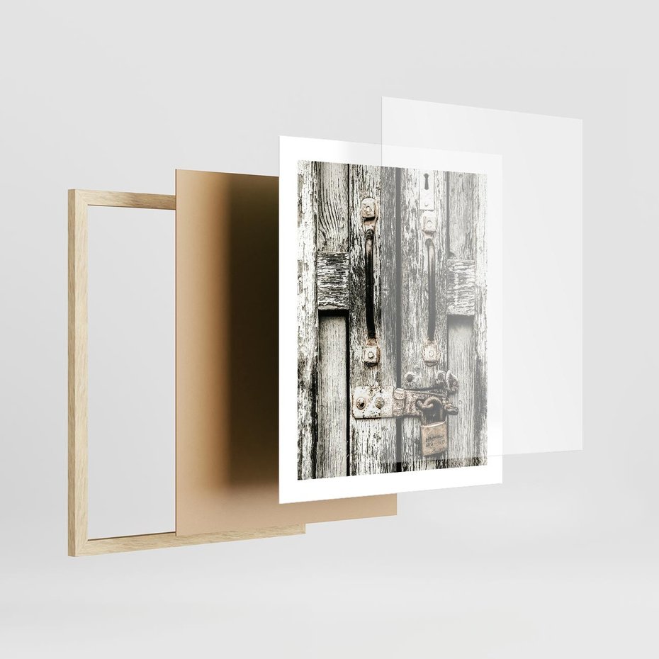 Plakat w ramie 40x50 - Retro Drzwi: Zamknięta Tajemnica - stare drzwi, kłódka - rama drewno