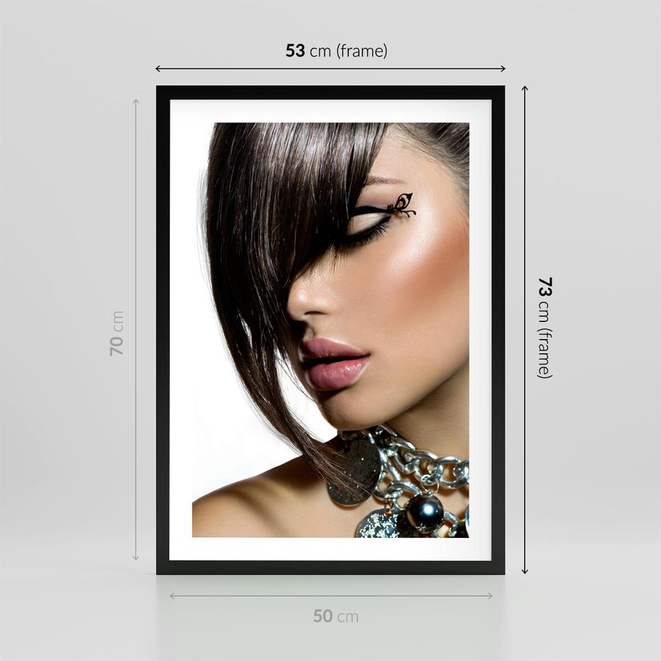 Plakat w ramie 50x70 - Kobieca Fryzura w Ruchu - fryzura, kobieta - rama czarna