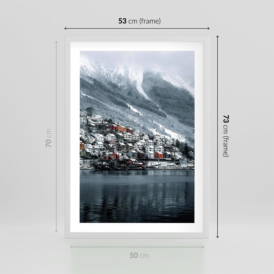 Plakat w ramie 50x70 - Skandynawia na Wzgórzach - domki na wzgórzu, skandynawia - rama biała