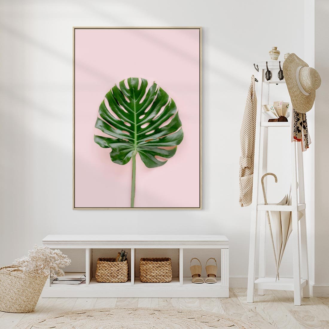 Obraz w ramie 50x70 - Egzotyczna Roślinność - liście, monstera - rama drewno