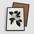 Plakat w ramie 50x70 - Spojrzenie w kształty kwiatów - kwiaty magnolii, minimalizm - rama czarna