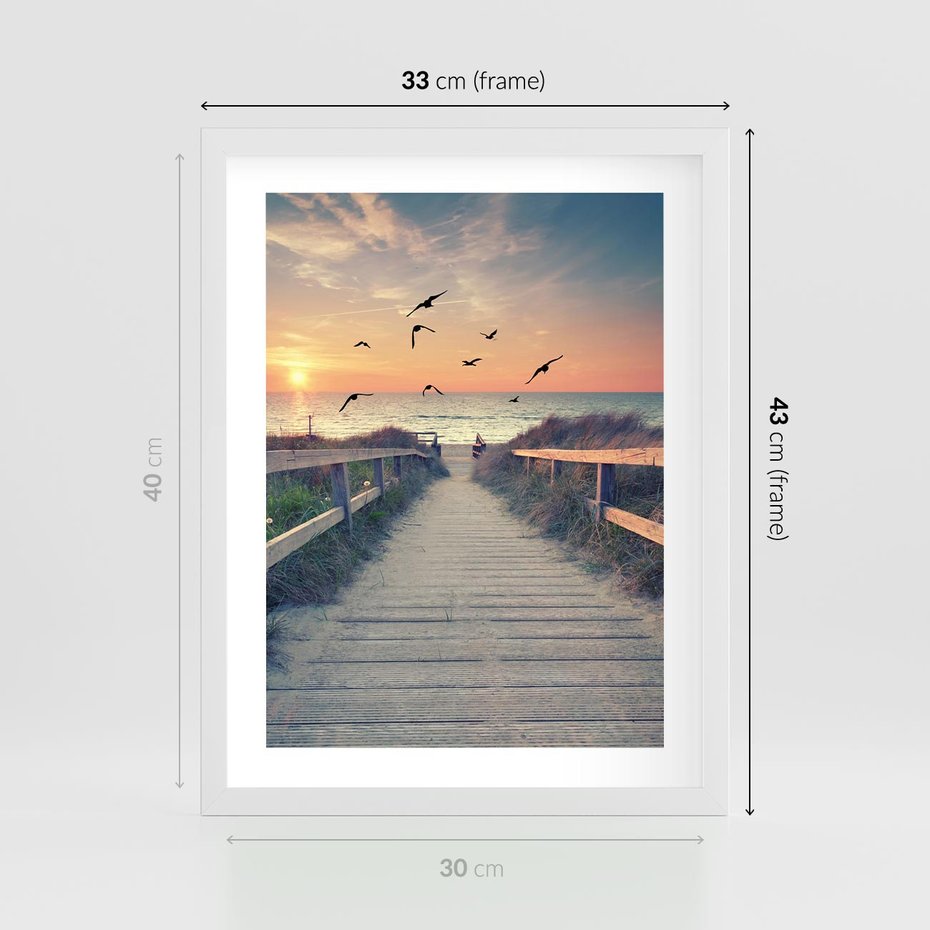 Plakat w ramie 30x40 - Sielanka nad brzegiem - plaża, pomost - rama biała