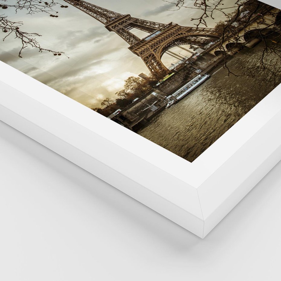 Plakat w ramie 50x70 - Uroczystość w Paryżu - Paryż, wieża - rama biała