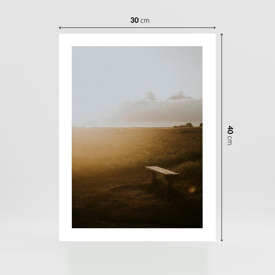 Plakat bez ramy 30x40 - Mglisty zachód słońca na ławeczce - mgła, zachód