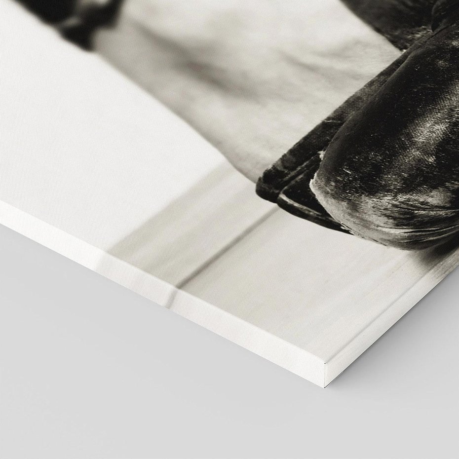 Obraz na płótnie 140x70 - W Monochromatycznych Nutach - fotografia, czarno biała