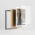 Plakat w ramie 30x40 - Urok uliczki: perspektywa miasta - uliczka, perspektywa - rama czarna