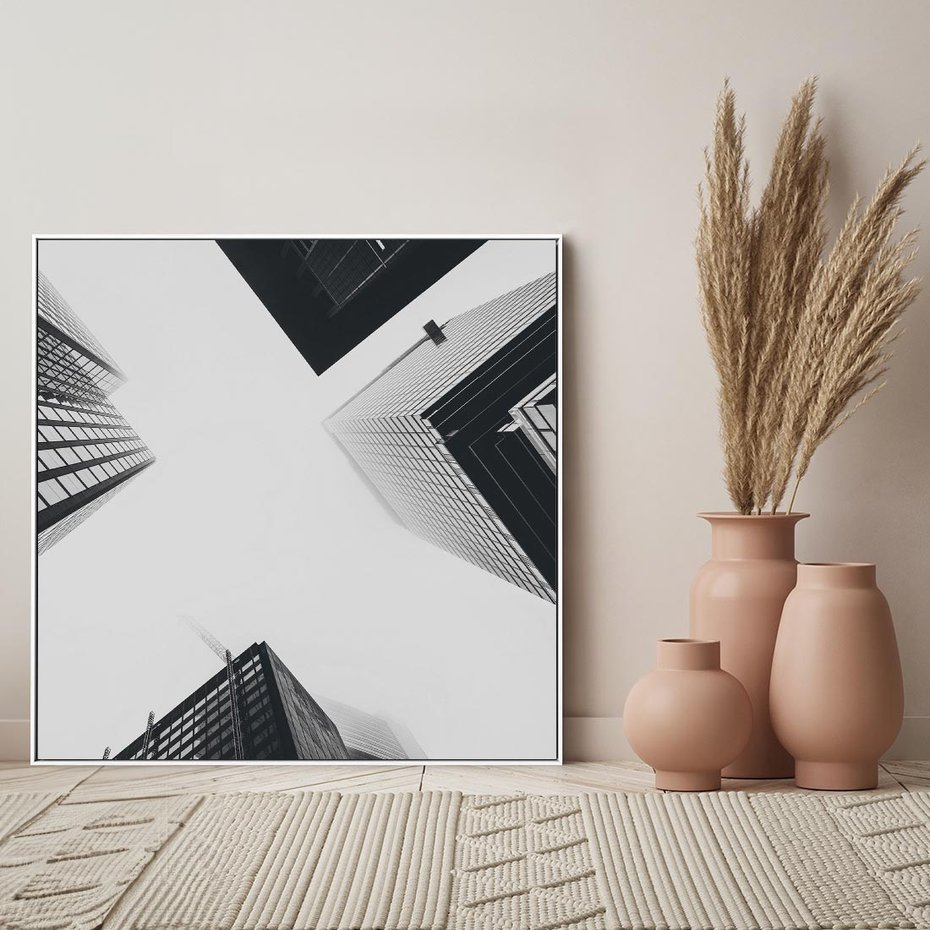 Obraz w ramie 80x80 - Nowoczesna Dynamika - perspektywa, wieżowce - rama biała