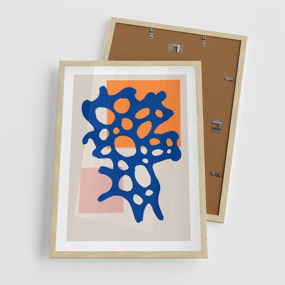 Plakat w ramie 50x70 - Migotliwe Nastroje - abstrakcyjna niebieska forma, dziwne kształty - rama drewno