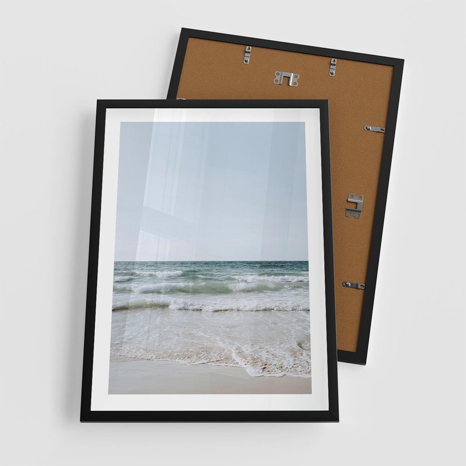 Plakat w ramie 50x70 - Spokój nad Brzegiem - plaża, morze - rama czarna