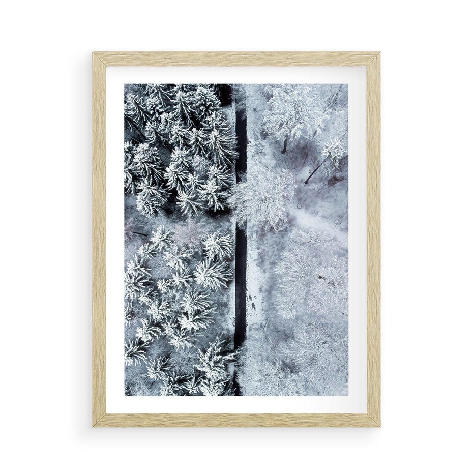 Plakat w ramie 50x70 - Ujęcie Zimowej Szosy - zima, śnieg - rama drewno