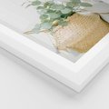 Plakat w ramie 40x50 - Eukaliptusowa Świeżość - eukaliptus, liście w koszu z wikliny - rama biała