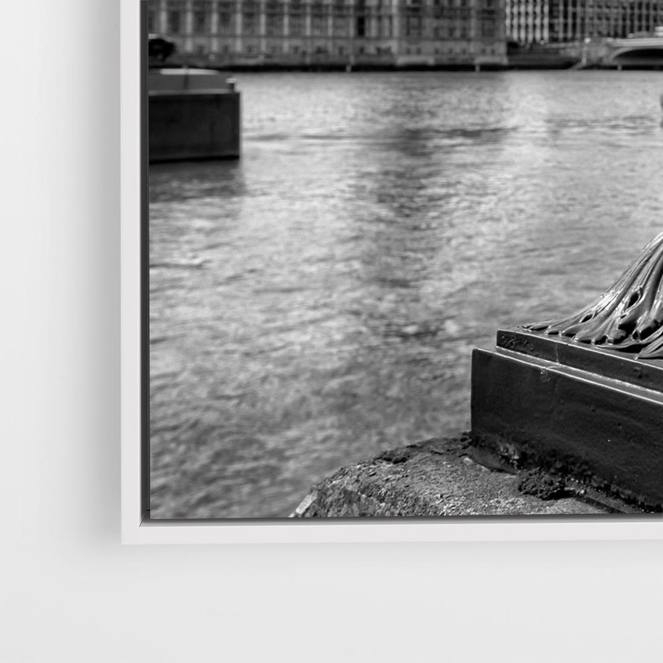 Obraz w ramie 50x50 - Pejzaż kruchości i siły - Londyn, Tamiza - rama biała