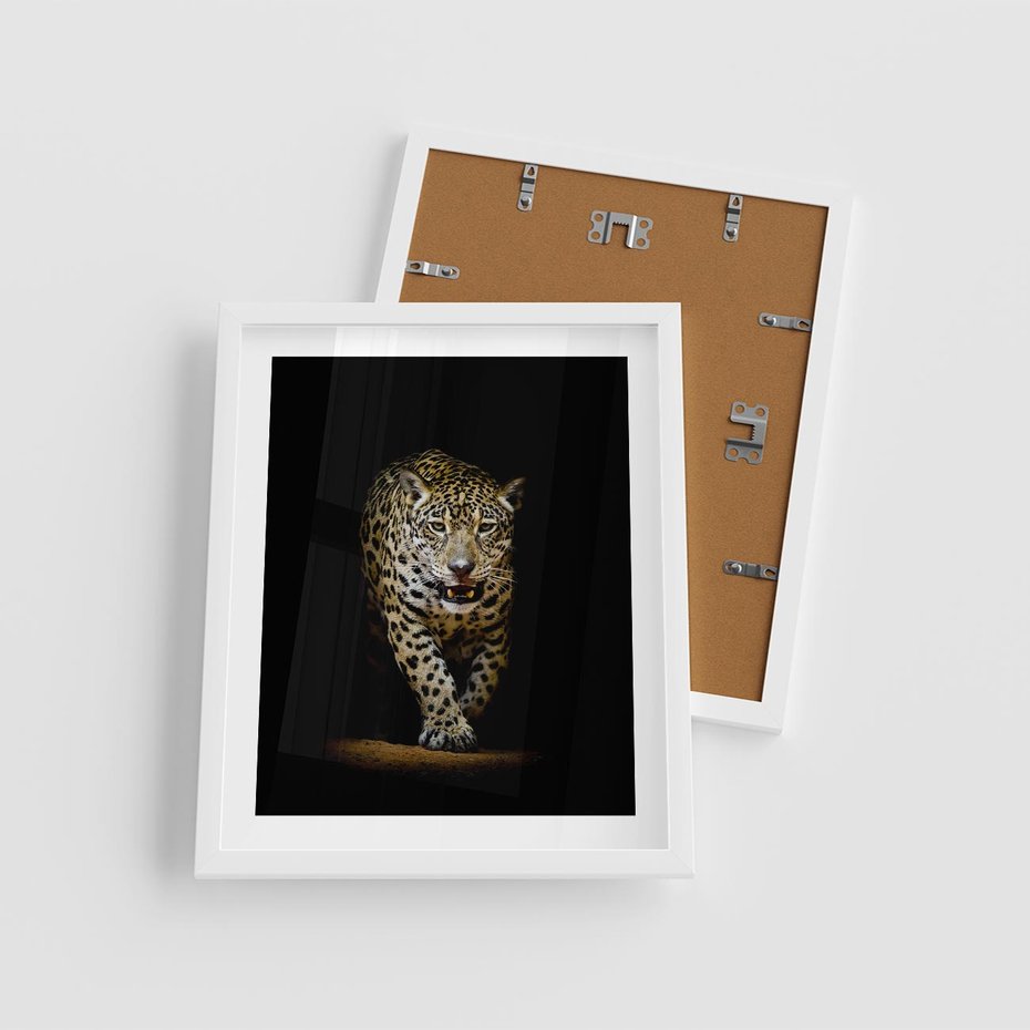 Plakat w ramie 40x50 - Elegancja lamparta - lampart, pantera - rama biała
