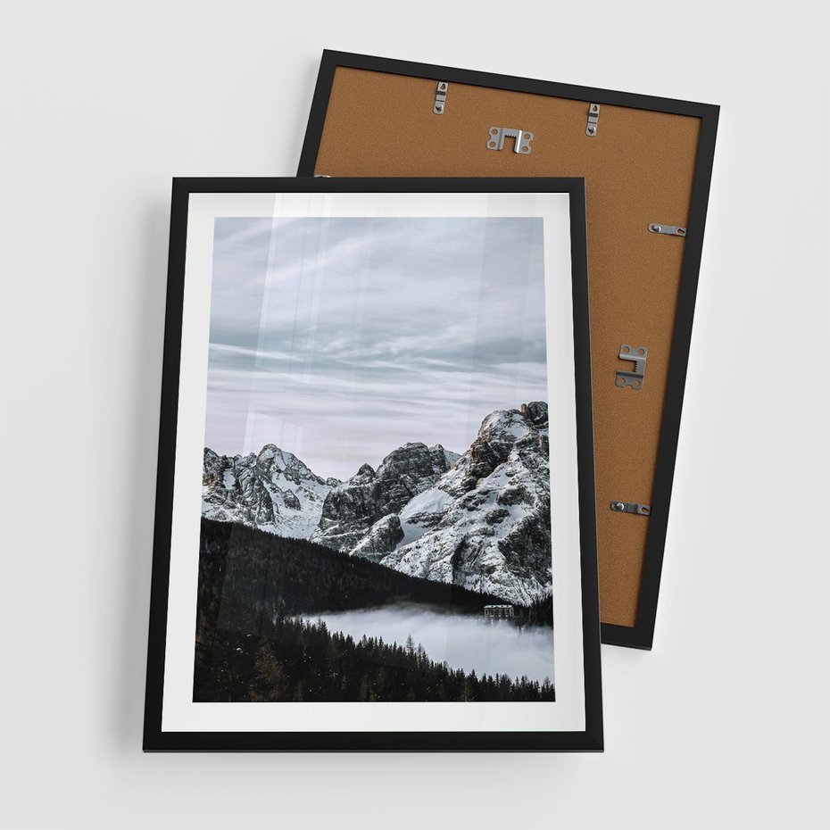 Plakat w ramie 50x70 - Malowniczy Krajobraz ze Śniegiem - góry, śnieg - rama czarna
