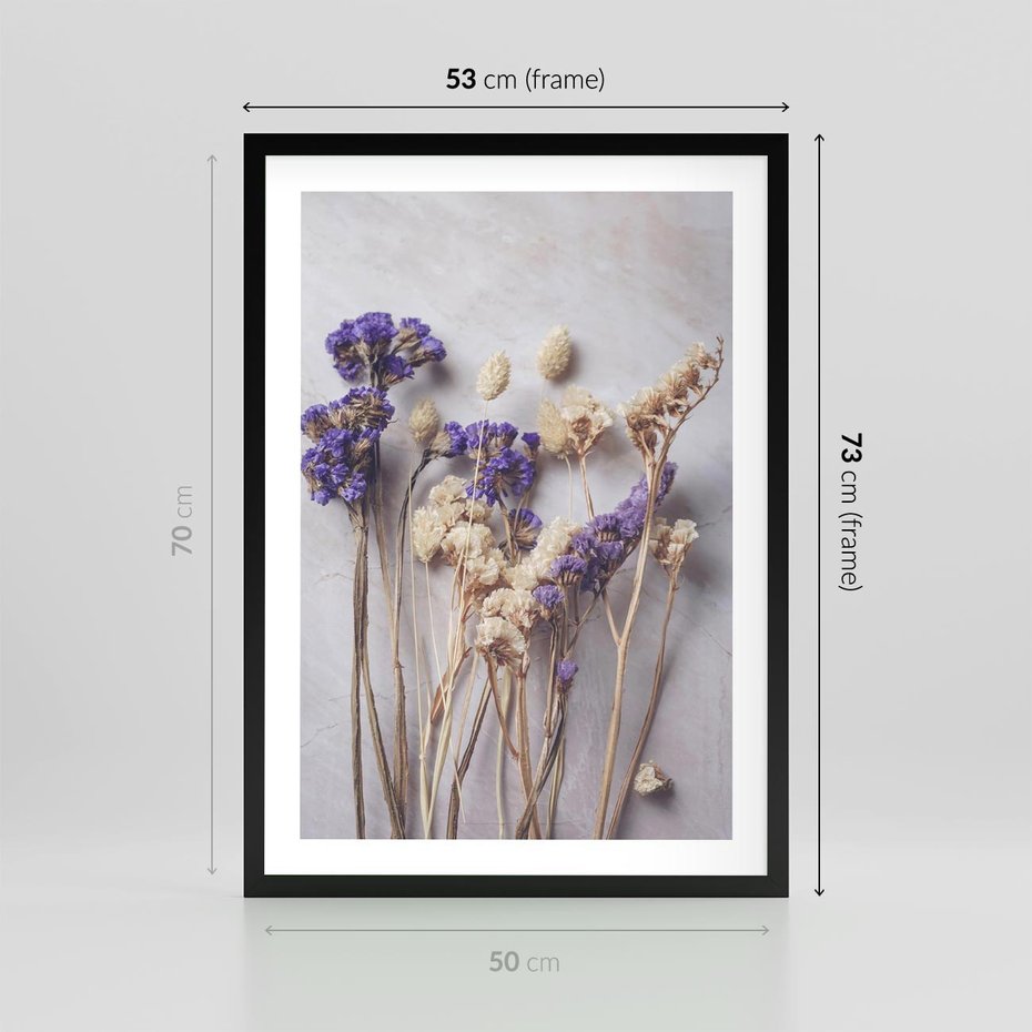 Plakat w ramie 50x70 - Błękitno-Biała Harmonia - suszone kwiaty, błekitne - rama czarna