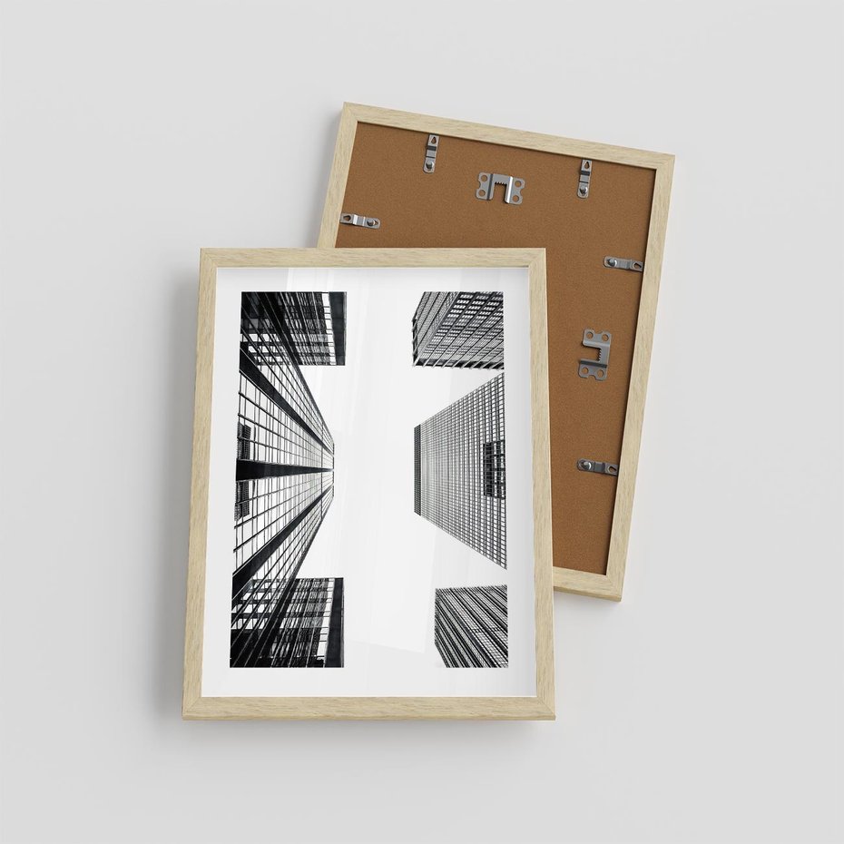 Plakat w ramie 30x40 - Architektoniczna Symetria - architektura, wysoki wieżowiec - rama drewno