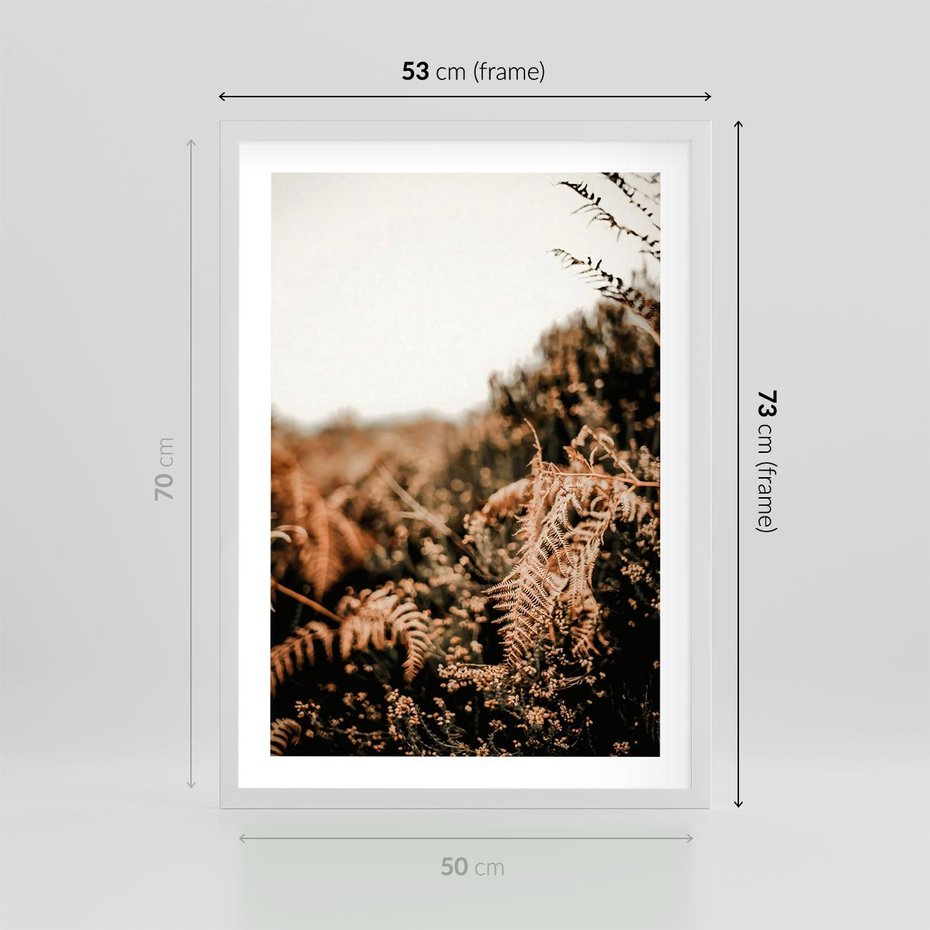 Plakat w ramie 50x70 - Jesienna Harmonia - suche paprocie, jesienny krajobraz - rama biała