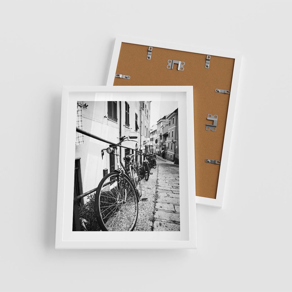 Plakat w ramie 40x50 - Rower w Kontraście - rower, czarno - rama biała