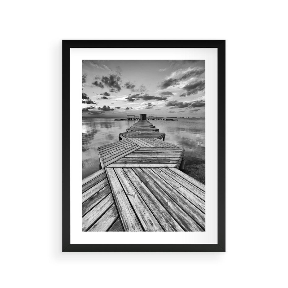 Plakat w ramie 30x40 - Pomost nad Morzem - pomost, morze - rama czarna