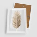 Plakat w ramie 50x70 - Złoty blask palmowego liścia - złota, palma - rama biała