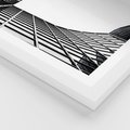 Plakat w ramie 50x70 - Minimalizm Wysokości - architektura, czarno białe zdjęcie - rama biała