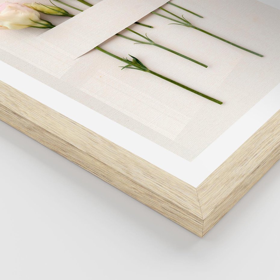 Plakat w ramie 50x70 - Białe kwiatowe uniesienia - białe, kwiaty - rama drewno