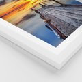 Plakat w ramie 30x40 - Zachód słońca na pomostach - zachód, słońca - rama biała