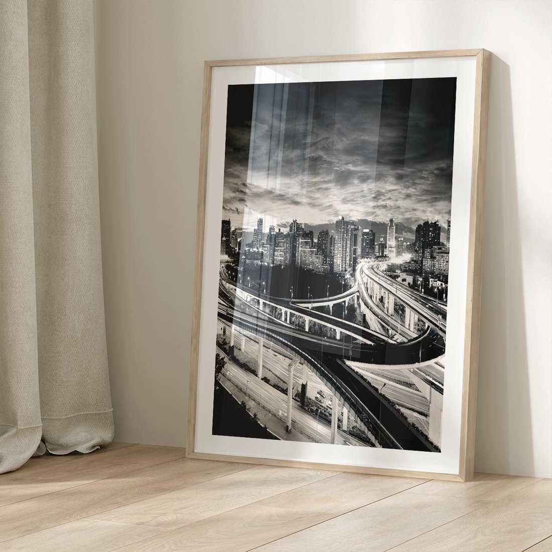 Plakat w ramie 50x70 - Miejska Symfonia - miasto, nocą - rama drewno