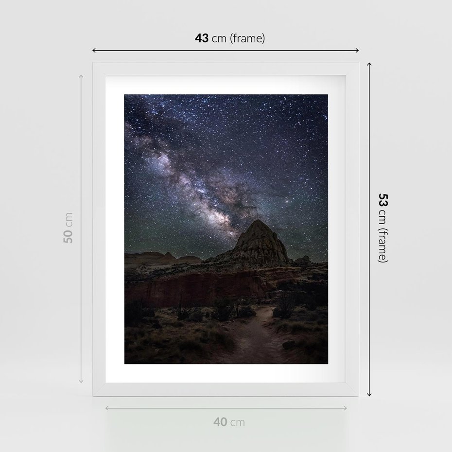 Plakat w ramie 40x50 - Gwiaździsta Noc na Pustyni - noc na pustyni, gwiździste niebo - rama biała