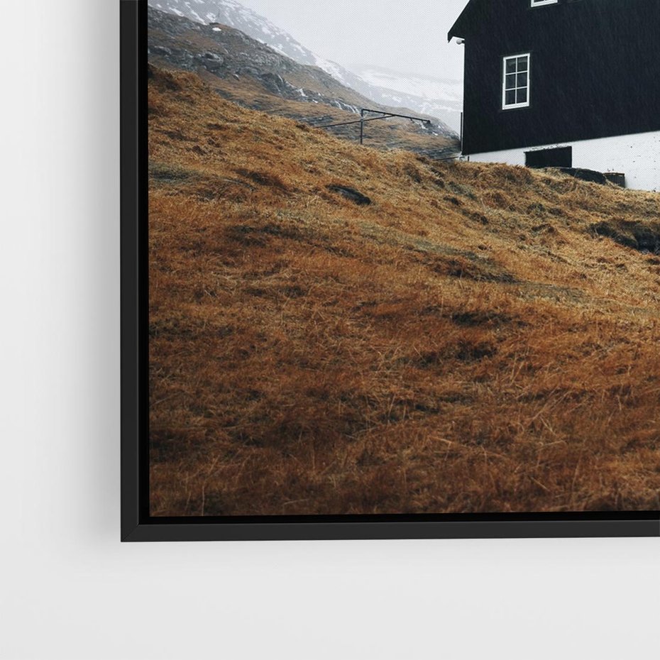 Obraz w ramie 50x50 - Ciepło i Przytulność - skandynawski, domek - rama czarna