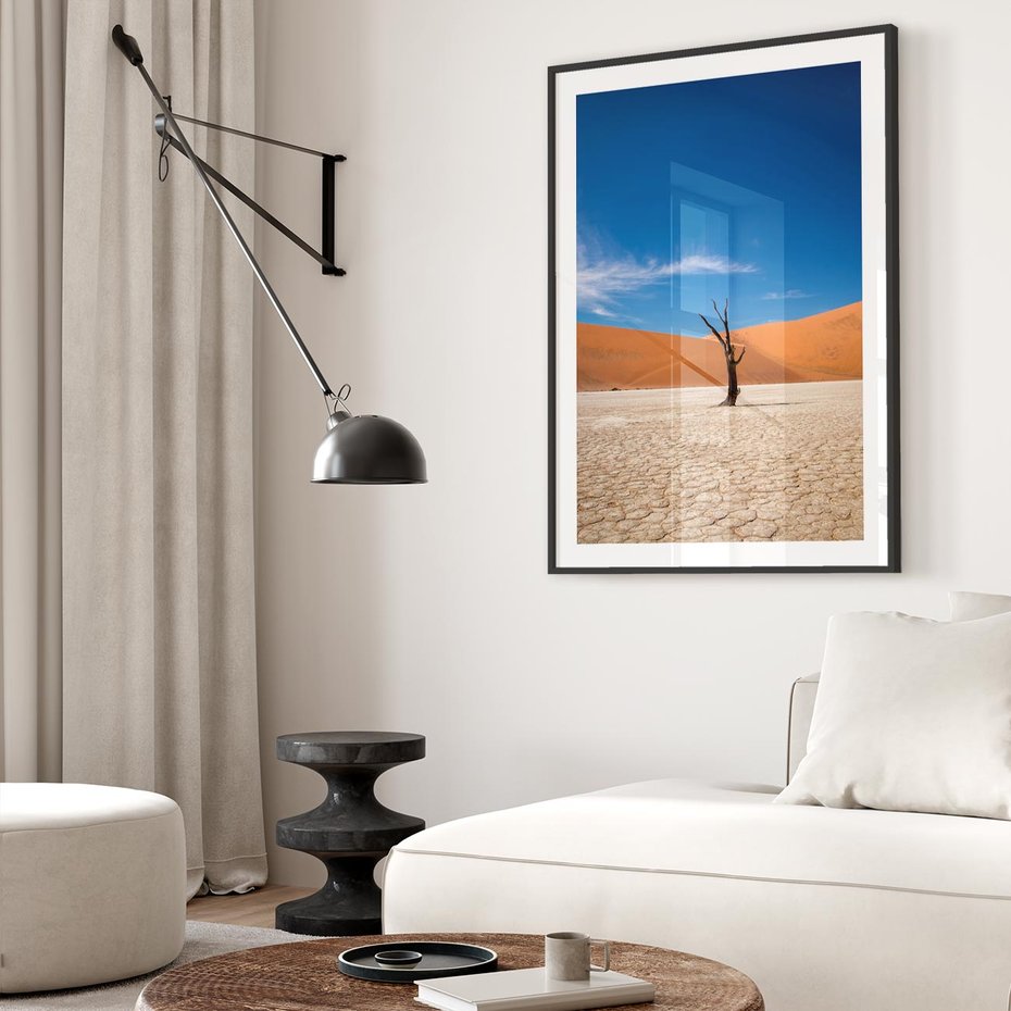 Plakat bez ramy 30x40 - Słońce i Suche Drzewo - pustynia, suche