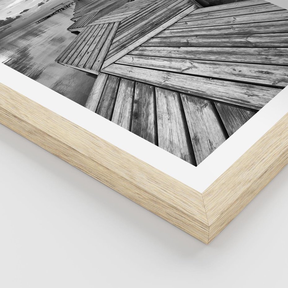 Plakat w ramie 40x50 - Pomost nad Morzem - pomost, morze - rama drewno