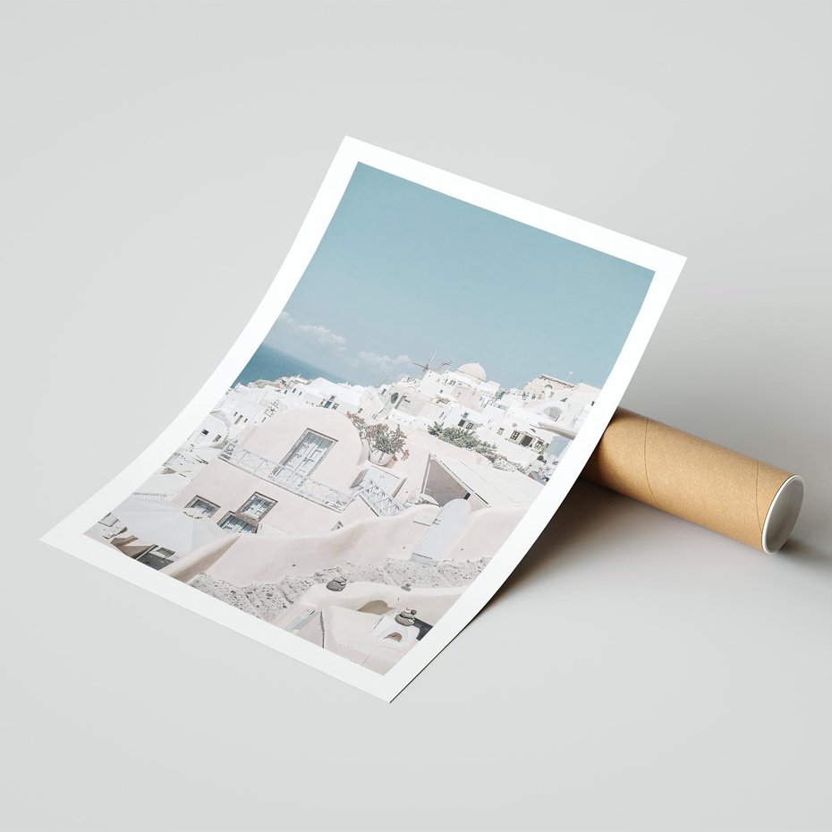 Plakat bez ramy 50x70 - Śródziemnomorski Urok - zdjęcie Santorini, białe budynki