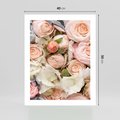 Plakat bez ramy 40x50 - Kwiatowy Rarytas: Róże w Herbacianym Zbliżeniu - kwiaty, herbaciane