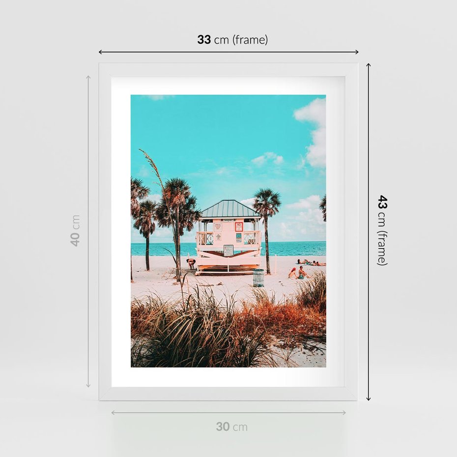 Plakat w ramie 30x40 - Plaża, Palmy i Spokój Miami - budka ratownika, plaża Miami - rama biała