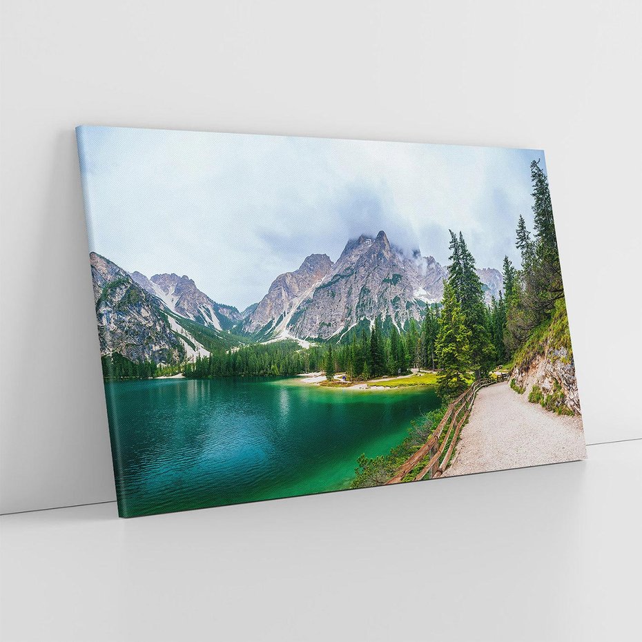 Obraz na płótnie 100x70 - Góry: Piękno nad jeziorem - góry, jezioro