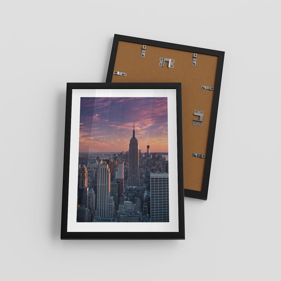 Plakat w ramie 30x40 - Nowy Jork - Błyskawice Manhattanu - Nowy Jork, Manhattan - rama czarna