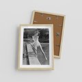 Plakat w ramie 30x40 - Retro Basen - retro zdjęcie, czarno białe - rama drewno
