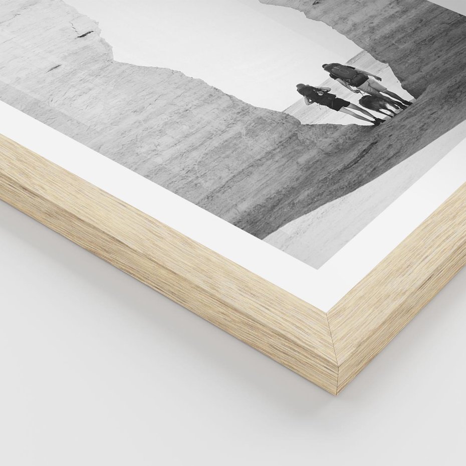 Plakat w ramie 50x70 - Podróżna Eksploracja - Echa Przygody - rama drewno