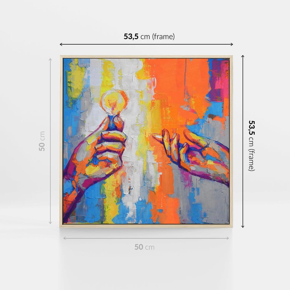 Obraz w ramie 50x50 - Refrakcje wewnętrznego światła - abstrakcyjne dzieło, dłoń trzyma żarówkę - rama drewno