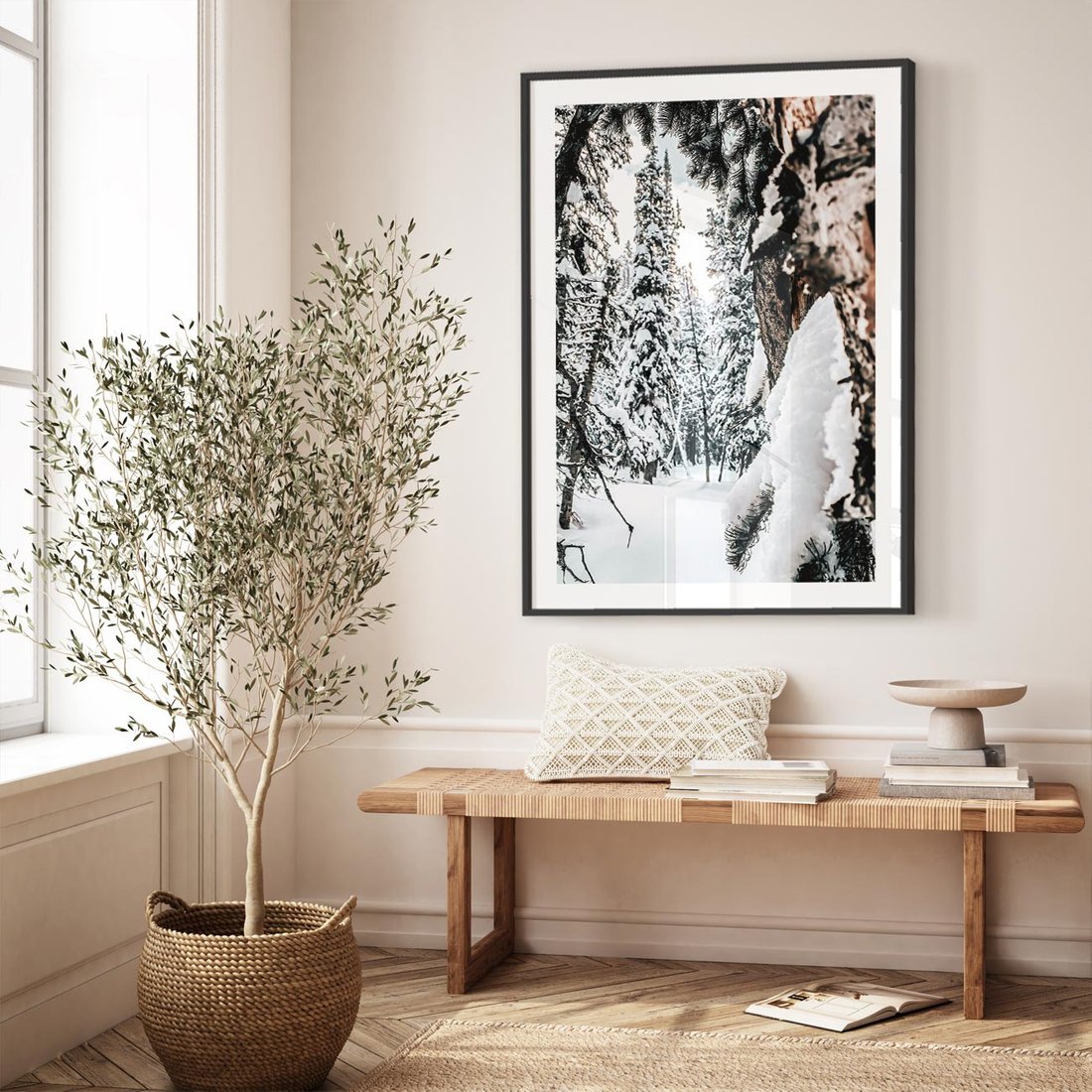Plakat w ramie 50x70 - Drzewa pod Śniegiem - zima las, drzewa pod śniegiem - rama czarna