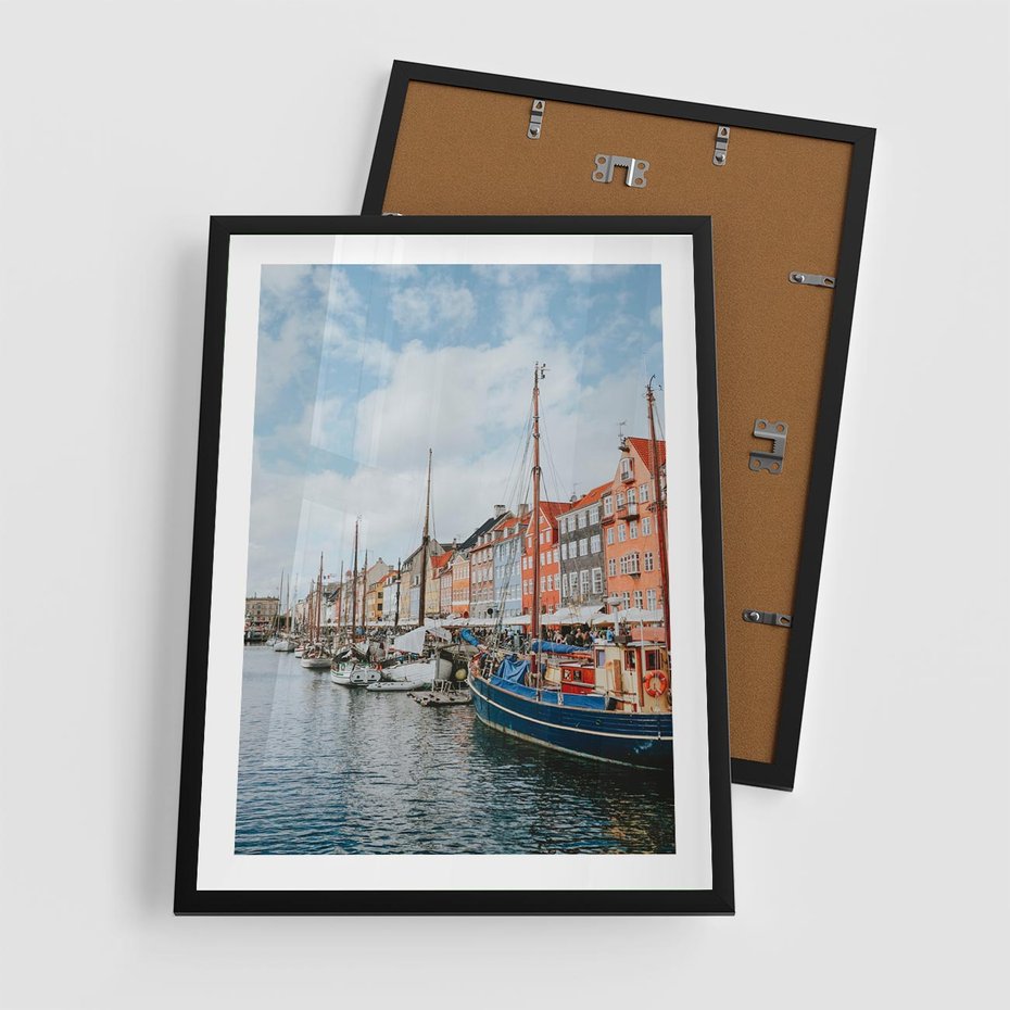 Plakat w ramie 50x70 - Wibracje Miejskiego Klimatu - Dania, Kopehaga - rama czarna