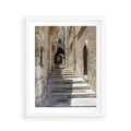 Plakat w ramie 40x50 - Urok uliczki: perspektywa miasta - uliczka, perspektywa - rama biała