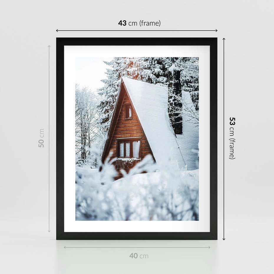 Plakat w ramie 40x50 - Zimowe Ustronie w Lesie - domek w lesie, zimowy las - rama czarna